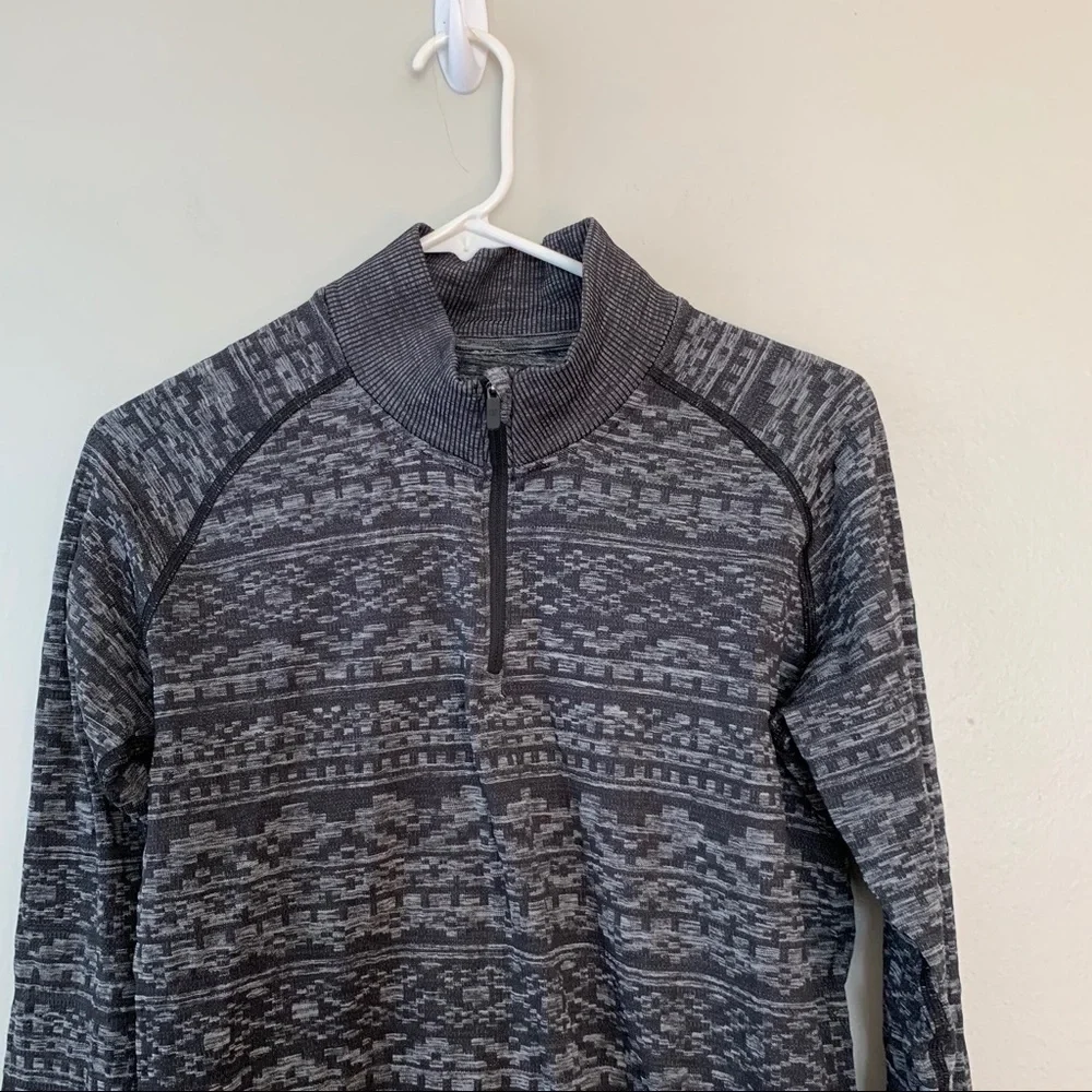 Lululemon 1/4 zip pullover